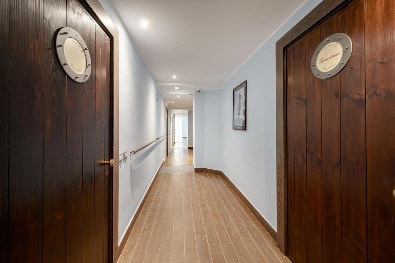 Residenza Pizzofalcone Naples Exterior photo